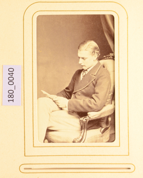 PA-A.180_40-2012 image PA-A.180_40-2012