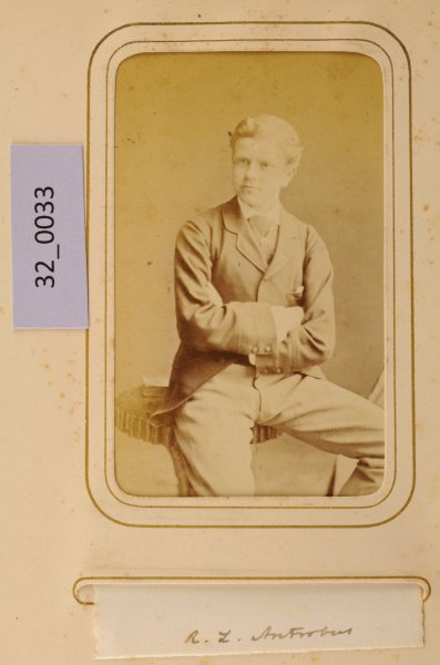 PA-A.32_33-2012 image PA-A.32_33-2012