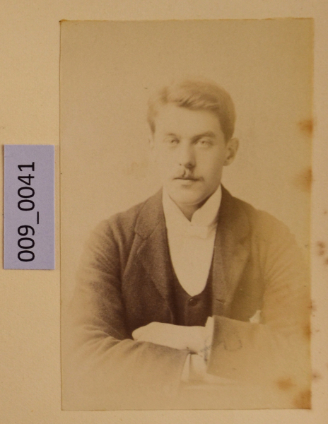 PA-A.9_41-2012 image PA-A.9_41-2012