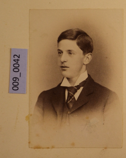 PA-A.9_42-2012 image PA-A.9_42-2012