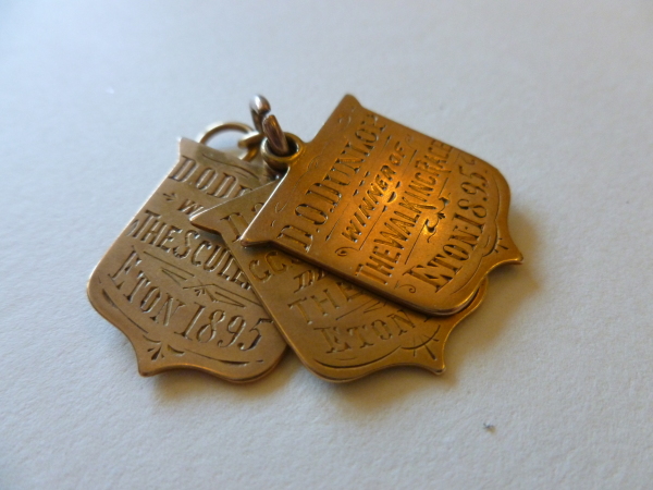 MEL.165_05-2010 image MEL.165_05-2010