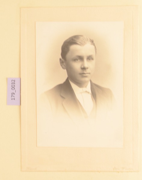 image PA-A.179_32-2012