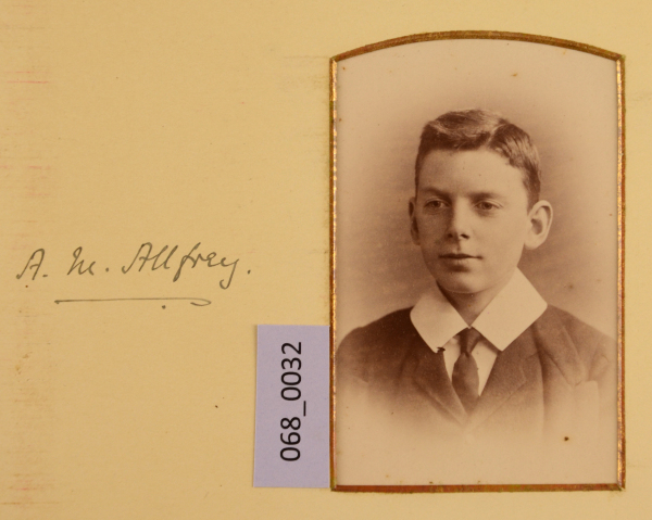 PA-A.68_32-2012 image PA-A.68_32-2012