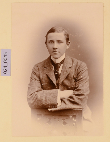 PA-A.24_45-2013 image PA-A.24_45-2013