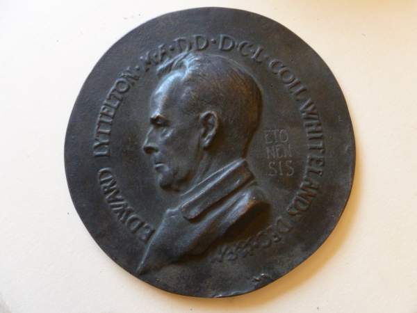 MEL.362_02-2010 image MEL.362_02-2010