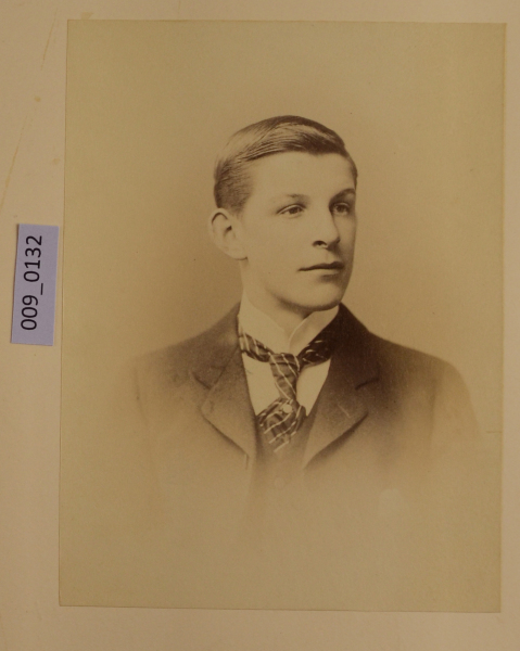 PA-A.9_132-2012 image PA-A.9_132-2012