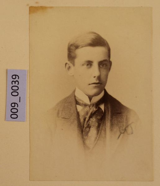 PA-A.9_39-2012 image PA-A.9_39-2012