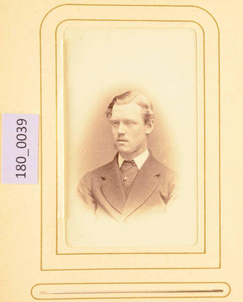 PA-A.180_39-2012 image PA-A.180_39-2012